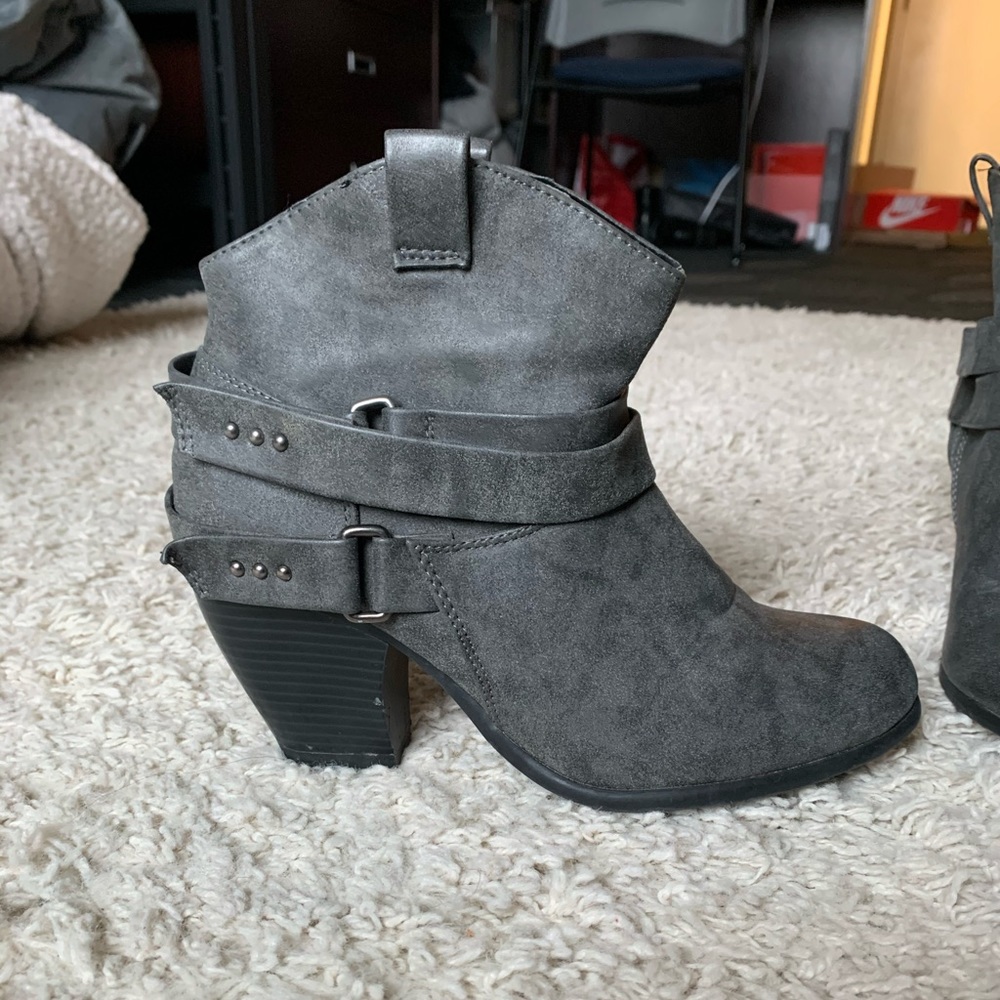 Faded Glory heeled boots